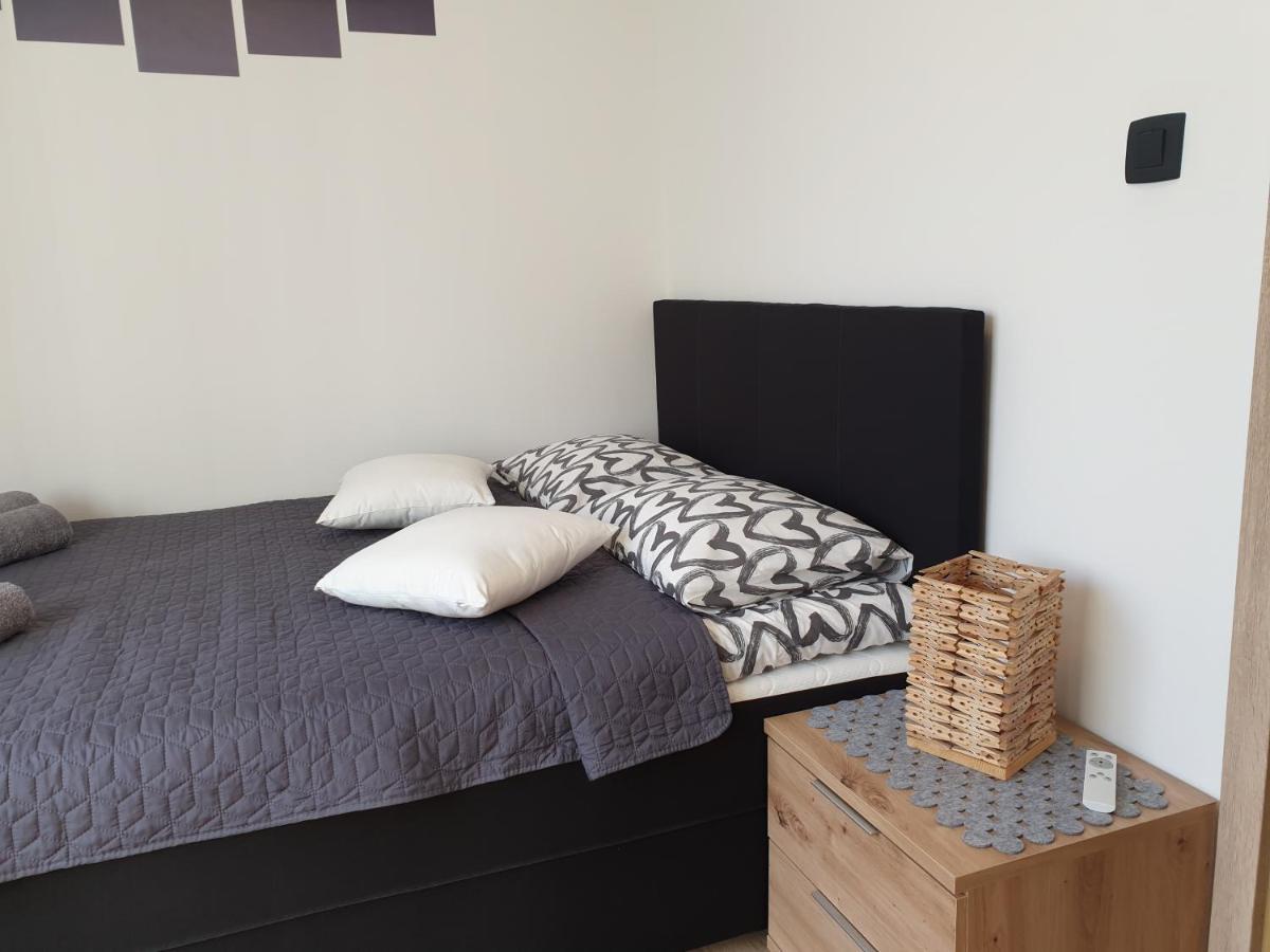 Apartman Anabella 로바니스카 외부 사진